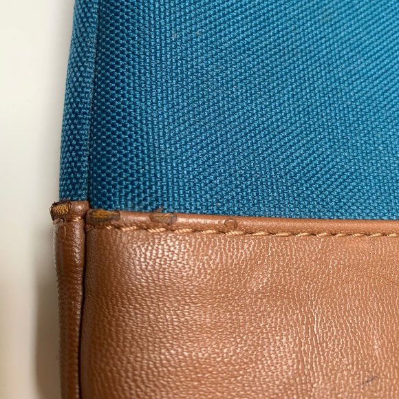 Herschel 13" Laptop/Tablet Sleeve - Picture 5 of 9